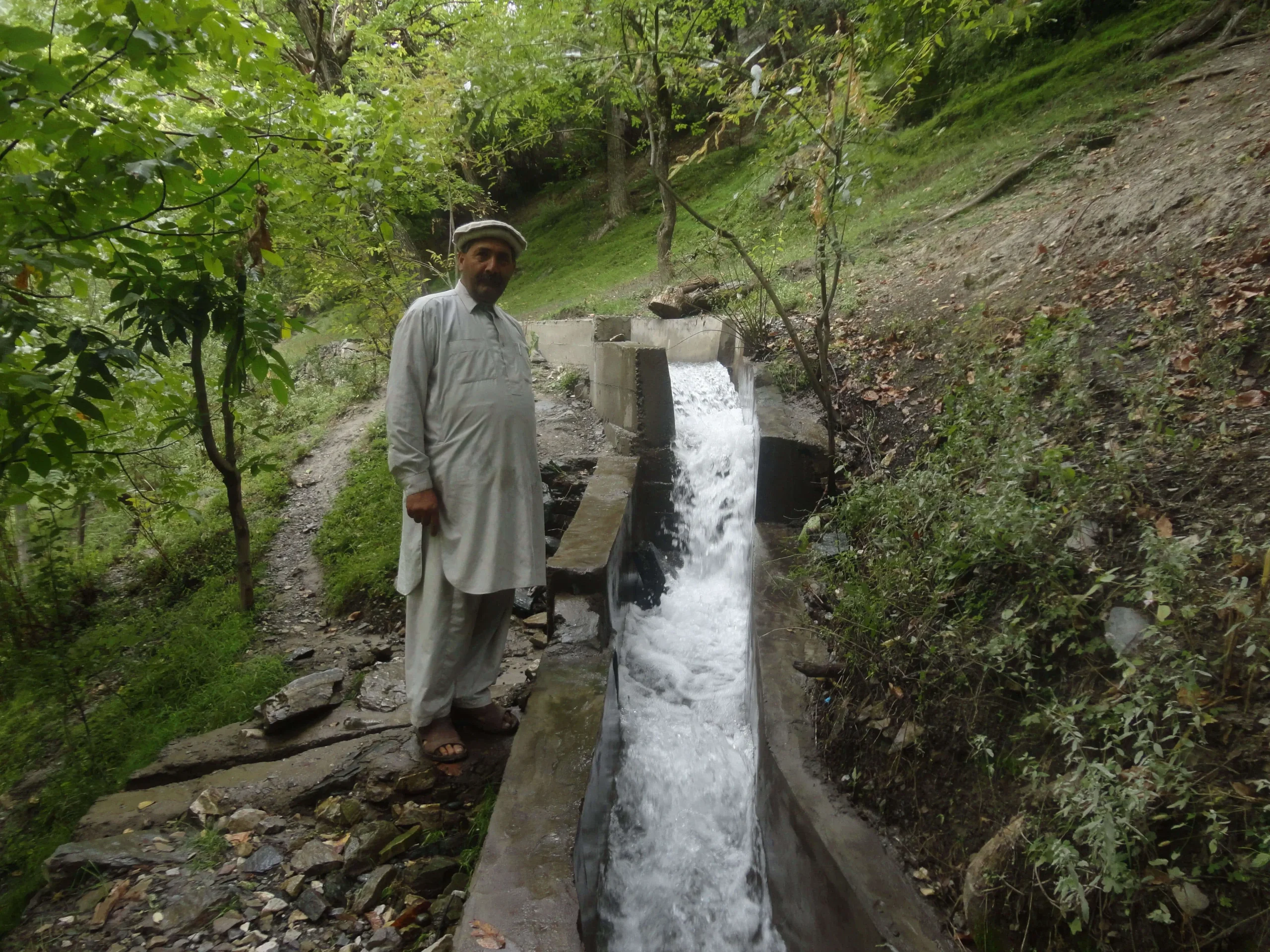 grass kuru irrigaiton channel